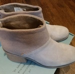 TOMS Lacy Bootie